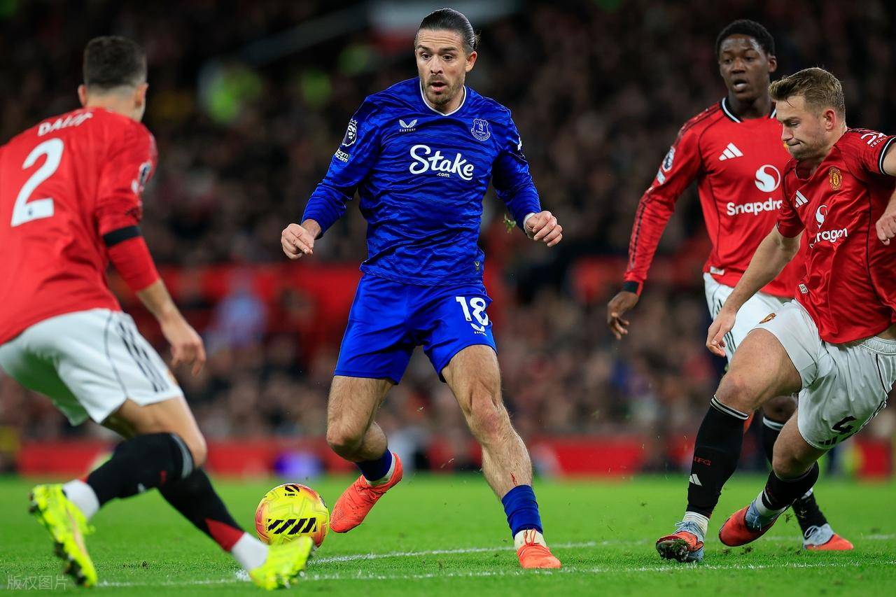 曼联为何0-1不敌10人埃弗顿?答案很明显了,很多人还没发现!